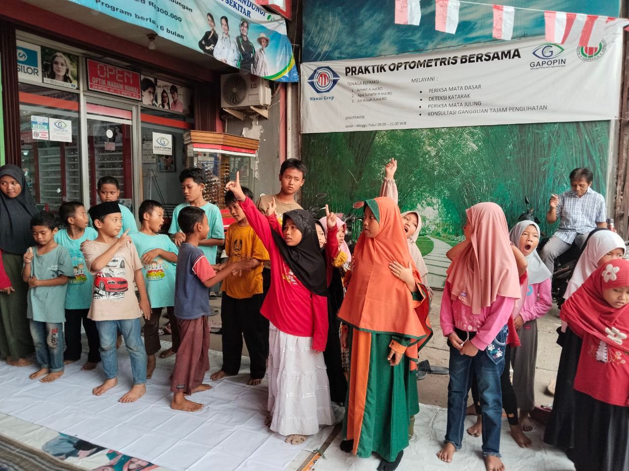 Semangat Merdeka di Asrama Domyadhu Jatiasih: Lomba 17 Agustus Hadirkan Tawa dan Kebersamaan