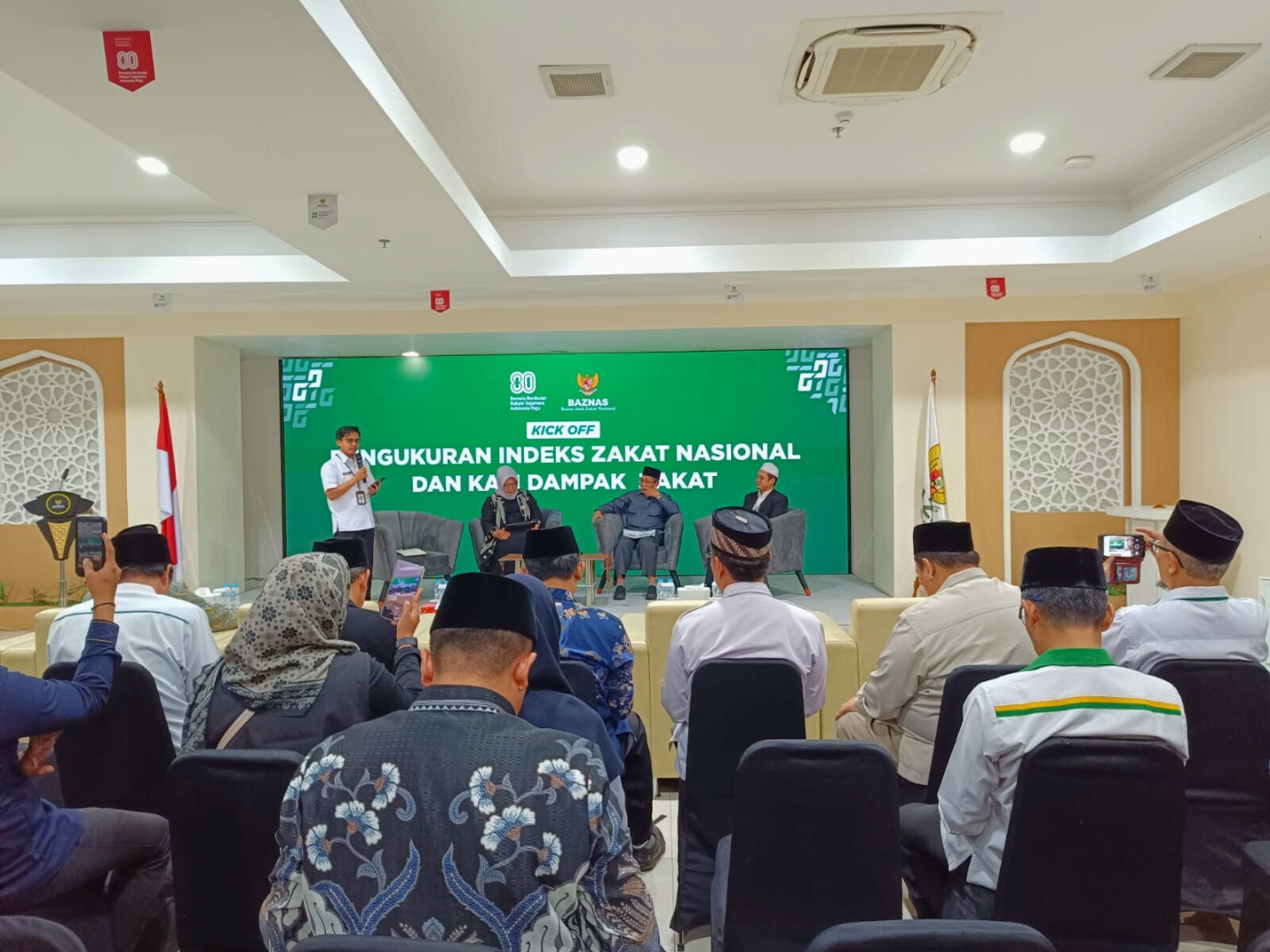 BAZNAS Kick Off IZN 2025, Kemenag dan Bappenas Tegaskan Peran Zakat dalam Pembangunan Nasional