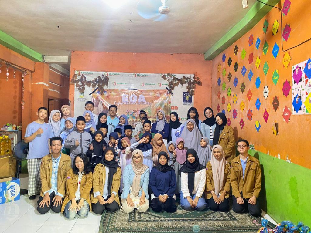 SMAN 6 Bekasi Berbagi Kebaikan Bersama Anak Yatim & Dhuafa di Asrama Domyadhu Jatiasih