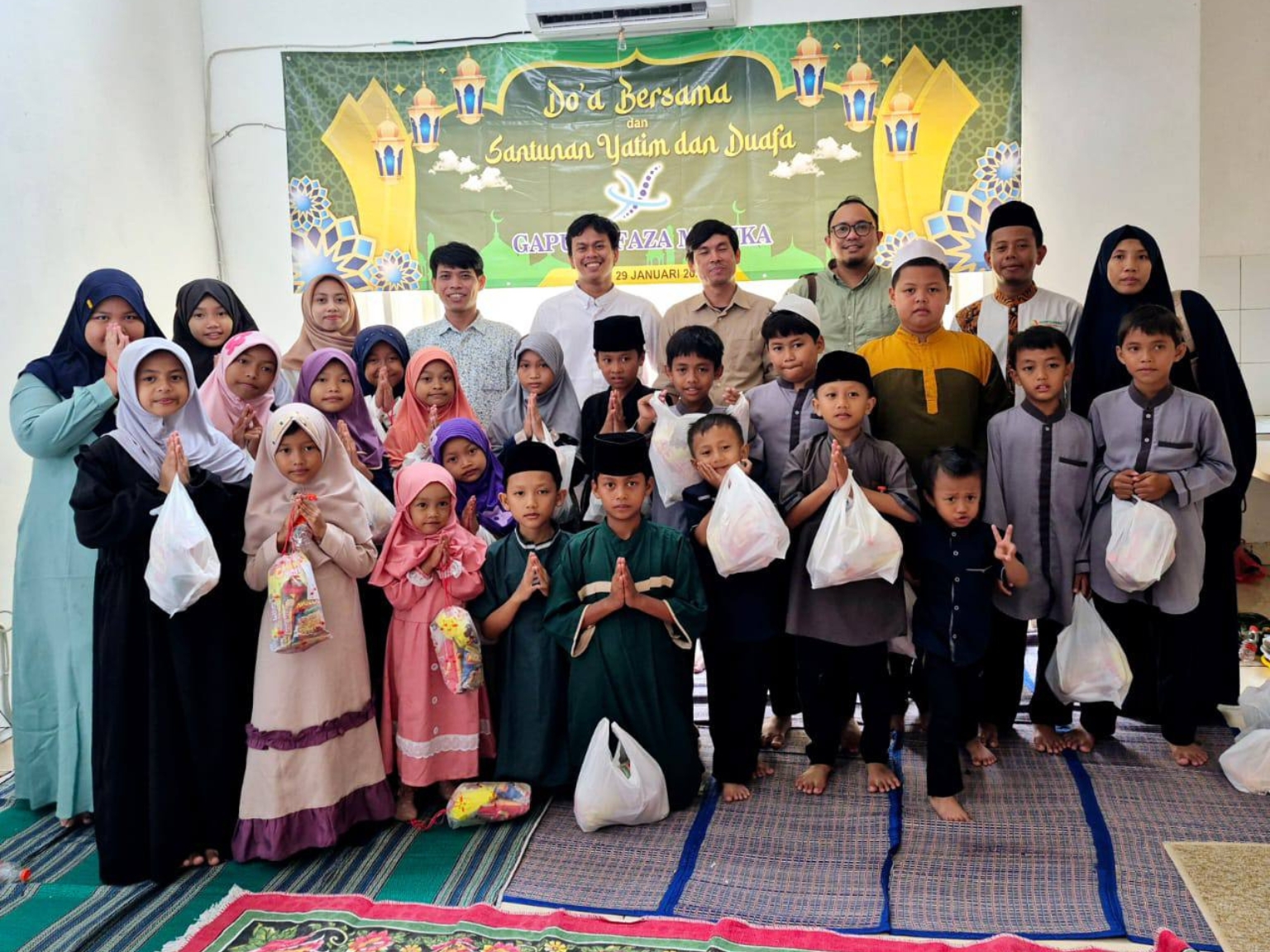 PT. Gapura Faza Medika Tebar Kepedulian untuk Anak Yatim
