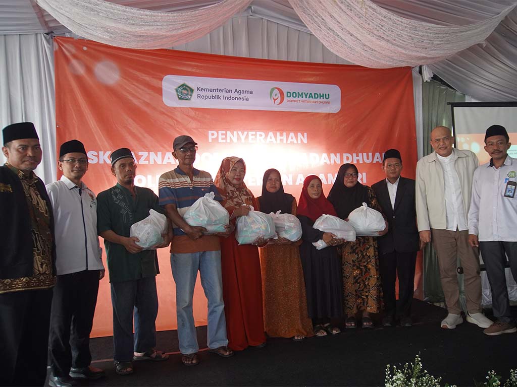 Santunan Janda & Lansia Dhuafa dalam Acara Penyerahan SK LAZNAS DOMYADHU