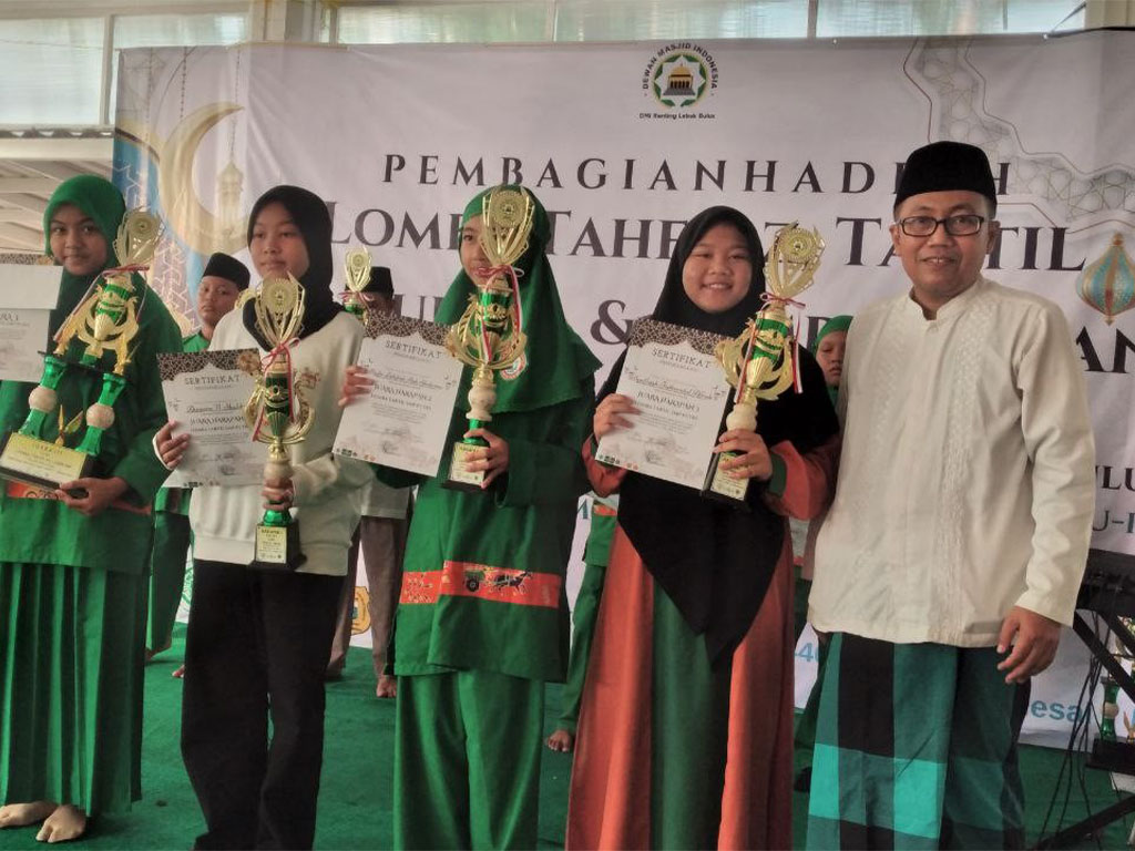 LAZNAS DOMYADHU Salurkan Bantuan Sembako dan MCK untuk 22 Asrama Anak Yatim dan Dhuafa